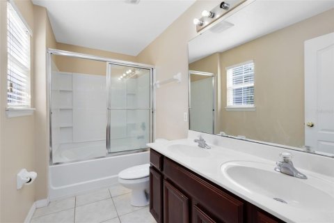 Townhouse in Orlando, Florida 2 bedrooms, 137.96 sq.m. № 1342144 - photo 15