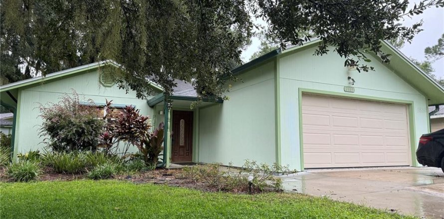 Villa ou maison à DeLand, Floride 3 chambres, 160.26 m2 № 1351516