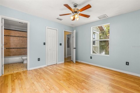 Casa en venta en Tampa, Florida, 3 dormitorios, 122.35 m2 № 1351481 - foto 7