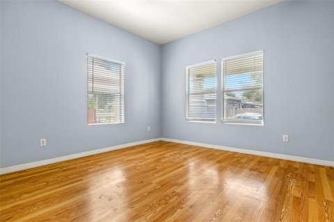 Casa en venta en Tampa, Florida, 3 dormitorios, 122.35 m2 № 1351481 - foto 11