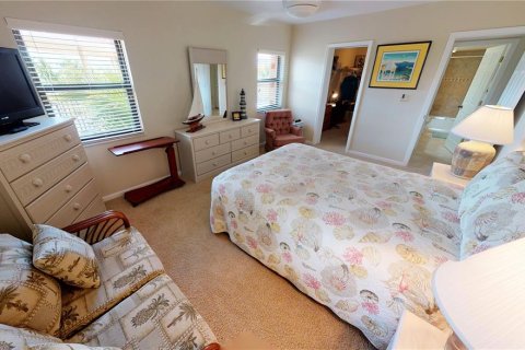 Condo in Punta Gorda, Florida, 2 bedrooms  № 252548 - photo 24