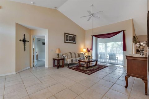 Villa ou maison à vendre à North Port, Floride: 3 chambres, 190.54 m2 № 1211376 - photo 3