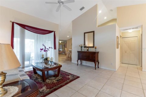 Casa en venta en North Port, Florida, 3 dormitorios, 190.54 m2 № 1211376 - foto 5