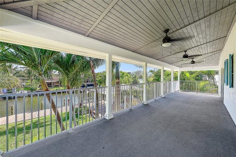 Casa en venta en Jupiter, Florida, 5 dormitorios, 300.07 m2 № 1136075 - foto 24