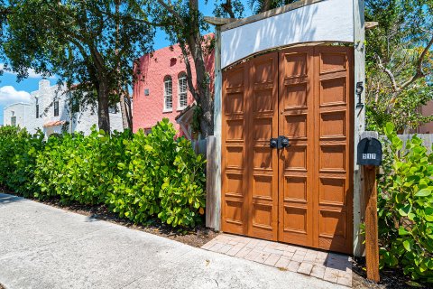 Villa ou maison à vendre à West Palm Beach, Floride: 4 chambres, 197.23 m2 № 1172982 - photo 13