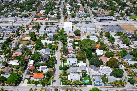 Villa ou maison à vendre à West Palm Beach, Floride: 4 chambres, 197.23 m2 № 1172982 - photo 6