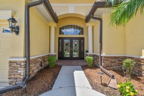 Villa ou maison à vendre à North Port, Floride: 4 chambres, 242.29 m2 № 1303451 - photo 3