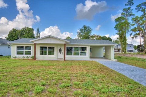 House in Lake Wales, Florida 3 bedrooms, 124.02 sq.m. № 1349424 - photo 2