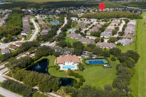 Villa ou maison à vendre à Kissimmee, Floride: 3 chambres, 172.89 m2 № 1349458 - photo 8