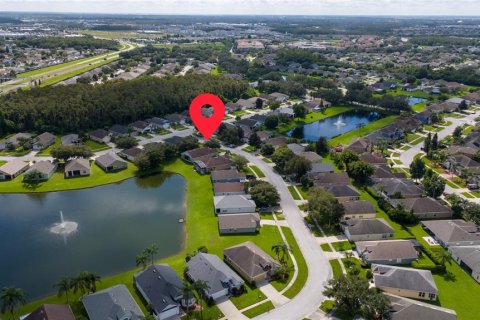 Villa ou maison à vendre à Kissimmee, Floride: 3 chambres, 172.89 m2 № 1349458 - photo 6