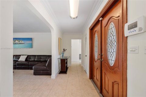 Casa en venta en Miami, Florida, 3 dormitorios, 169.36 m2 № 1409127 - foto 5