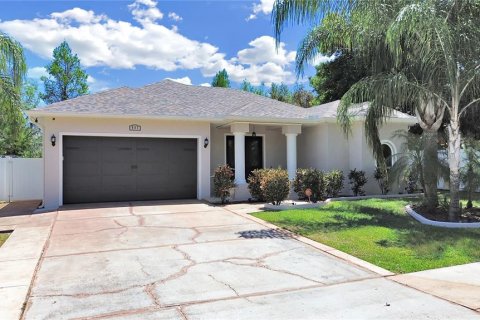 Casa en venta en Tarpon Springs, Florida, 3 dormitorios, 177.07 m2 № 1139924 - foto 1