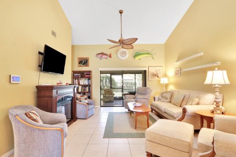 Villa ou maison à vendre à Hobe Sound, Floride: 2 chambres, 121.33 m2 № 1002766 - photo 22