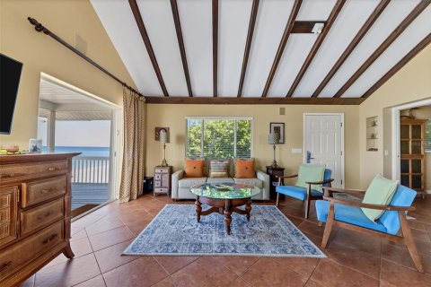 Villa ou maison à louer à Placida, Floride: 2 chambres, 75.81 m2 № 251620 - photo 8