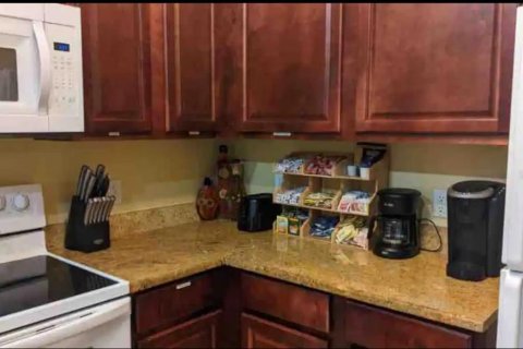 Condo in Davenport, Florida, 3 bedrooms  № 1341247 - photo 11