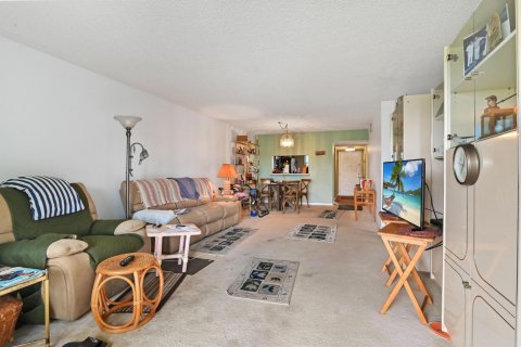 Condo in Lauderhill, Florida, 2 bedrooms  № 1081515 - photo 3