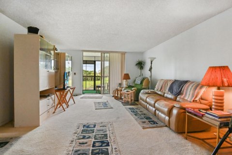 Condo in Lauderhill, Florida, 2 bedrooms  № 1081515 - photo 16