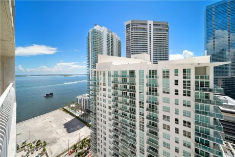 Condominio en venta en Miami, Florida, 2 dormitorios, 95.69 m2 № 615463 - foto 13