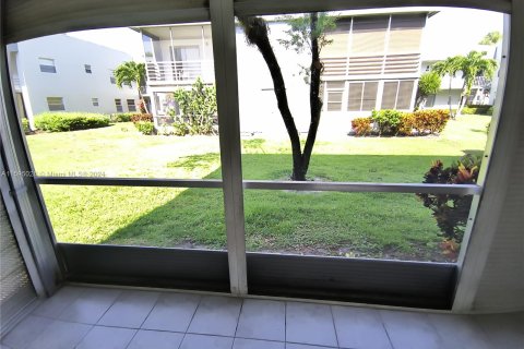 Condominio en venta en Delray Beach, Florida, 2 dormitorios, 84.54 m2 № 1188086 - foto 16