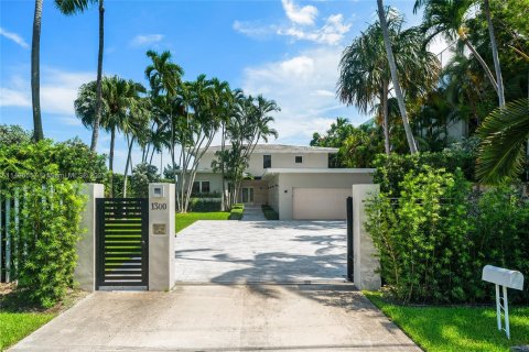 Villa ou maison à vendre à Miami, Floride: 6 chambres, 403.47 m2 № 874236 - photo 10