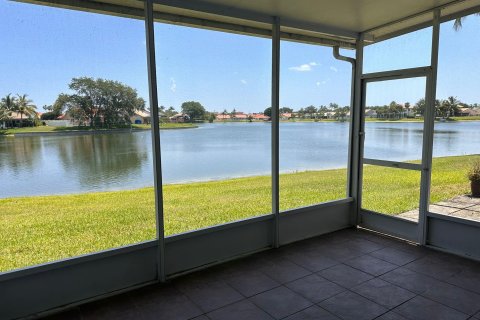 Townhouse in Lake Worth, Florida 3 bedrooms, 168.9 sq.m. № 1177091 - photo 9