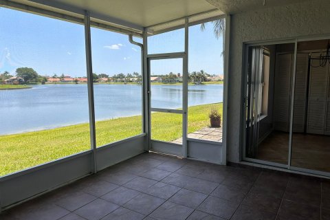 Townhouse in Lake Worth, Florida 3 bedrooms, 168.9 sq.m. № 1177091 - photo 10