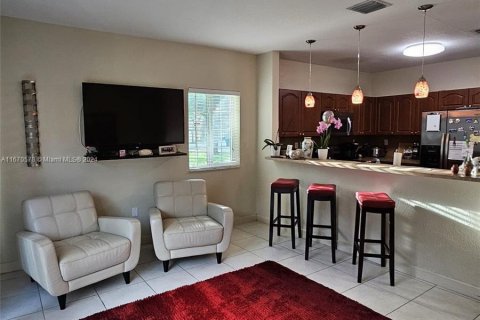 Touwnhouse à vendre à Cutler Bay, Floride: 3 chambres, 139.73 m2 № 1401193 - photo 13