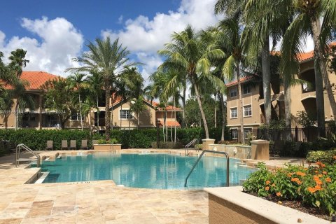 Condominio en alquiler en Pembroke Pines, Florida, 2 dormitorios, 104.98 m2 № 1377448 - foto 20