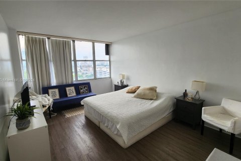 Copropriété à louer à Miami Beach, Floride: 2 chambres, 97.08 m2 № 1377495 - photo 3