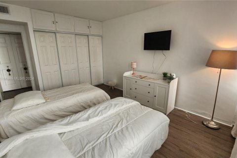 Copropriété à louer à Miami Beach, Floride: 2 chambres, 97.08 m2 № 1377495 - photo 5