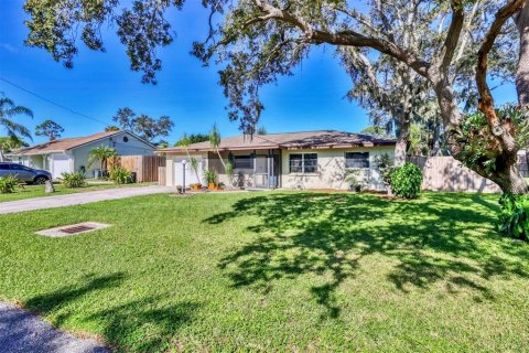 Villa ou maison à vendre à Venice, Floride: 2 chambres, 150.22 m2 № 1378062 - photo 2