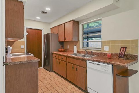 Casa en venta en Venice, Florida, 2 dormitorios, 150.22 m2 № 1378062 - foto 12