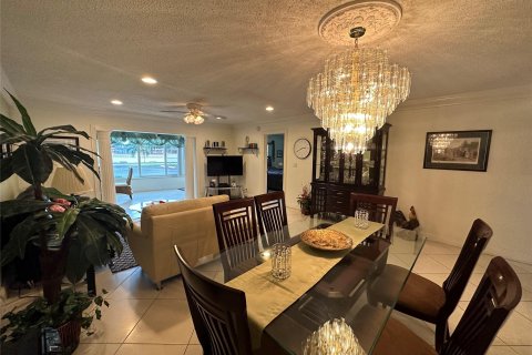 Condominio en venta en Lauderdale Lakes, Florida, 2 dormitorios, 106.09 m2 № 825581 - foto 27