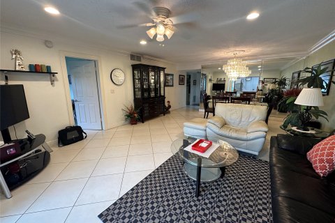 Copropriété à vendre à Lauderdale Lakes, Floride: 2 chambres, 106.09 m2 № 825581 - photo 6