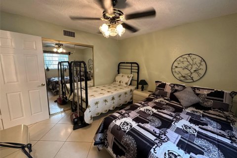 Copropriété à vendre à Lauderdale Lakes, Floride: 2 chambres, 106.09 m2 № 825581 - photo 19