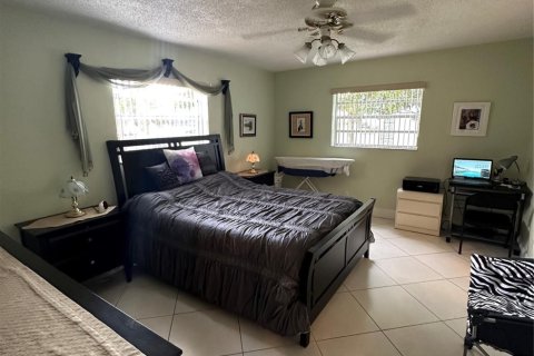 Condominio en venta en Lauderdale Lakes, Florida, 2 dormitorios, 106.09 m2 № 825581 - foto 17