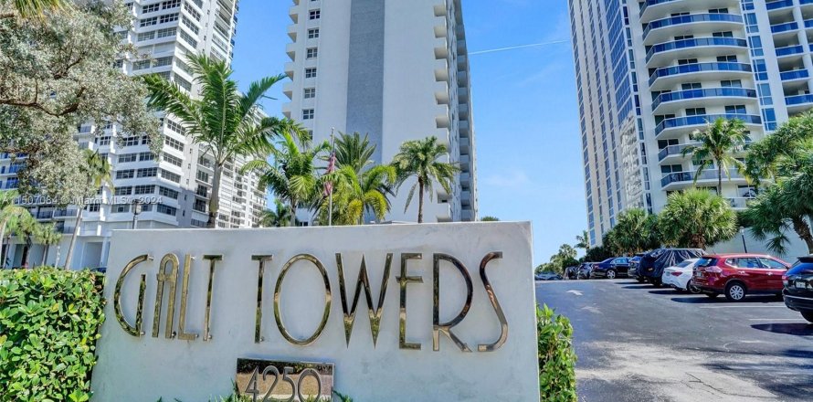 Condo in Fort Lauderdale, Florida, 1 bedroom  № 929231