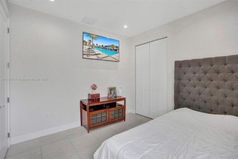 Casa en venta en Doral, Florida, 4 dormitorios, 202.16 m2 № 1127119 - foto 17