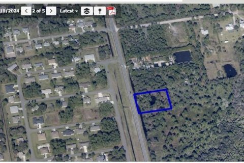 Terreno en venta en Palm Bay, Florida № 1415967 - foto 1