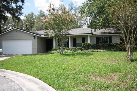 House in Longwood, Florida 3 bedrooms, 149.85 sq.m. № 1290023 - photo 1