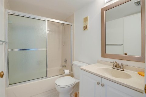 Copropriété à vendre à Delray Beach, Floride: 2 chambres, 91.97 m2 № 682313 - photo 22