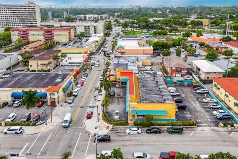 Commercial property in Hialeah, Florida № 1387971 - photo 29