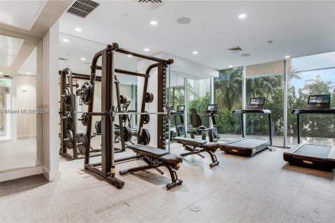 Condo in Sunny Isles Beach, Florida, 2 bedrooms  № 1387973 - photo 23