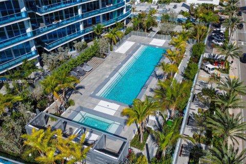 Condo in Sunny Isles Beach, Florida, 2 bedrooms  № 1387973 - photo 13