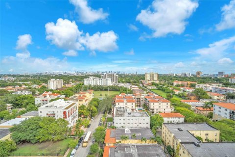 Apartment in Coral Gables, Florida 2 bedrooms, 109.07 sq.m. № 1387972 - photo 11