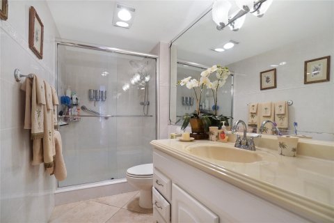 Condo in Fort Lauderdale, Florida, 2 bedrooms  № 989299 - photo 18