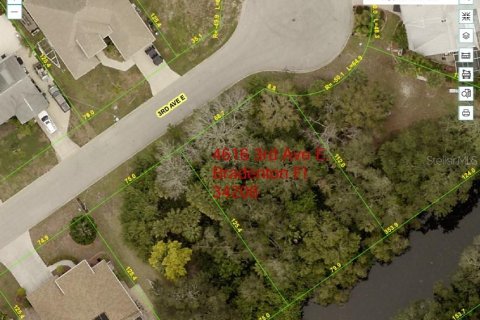 Terreno en venta en Bradenton, Florida № 1334986 - foto 1