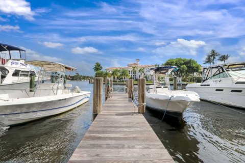 Condo in Deerfield Beach, Florida, 2 bedrooms  № 959504 - photo 15