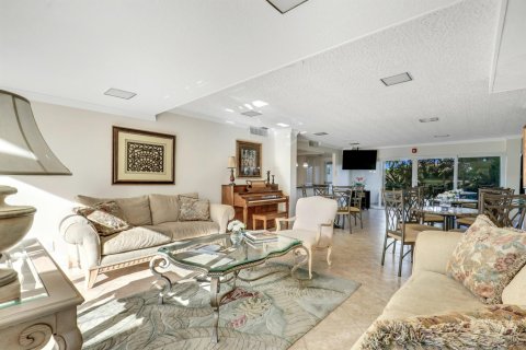 Copropriété à vendre à Deerfield Beach, Floride: 2 chambres, 93.09 m2 № 959504 - photo 2