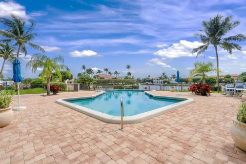 Copropriété à vendre à Deerfield Beach, Floride: 2 chambres, 93.09 m2 № 959504 - photo 24